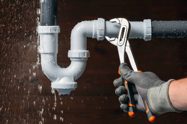 Professional Leak Detection technician working in Crandall, TX